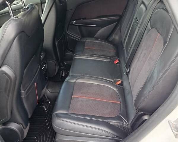 Линкольн МКС, объемом двигателя 2.3 л и пробегом 55 тыс. км за 20700 $, фото 15 на Automoto.ua