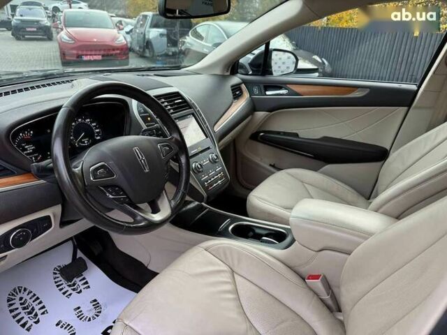 Линкольн МКС, объемом двигателя 2 л и пробегом 151 тыс. км за 9500 $, фото 4 на Automoto.ua