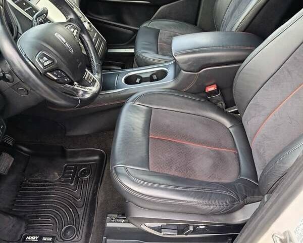 Линкольн МКС, объемом двигателя 2.3 л и пробегом 55 тыс. км за 20700 $, фото 14 на Automoto.ua