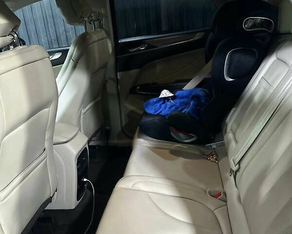 Лінкольн МКС, об'ємом двигуна 2 л та пробігом 96 тис. км за 18200 $, фото 15 на Automoto.ua