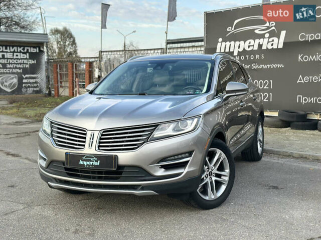 Жовтий Лінкольн МКС, об'ємом двигуна 2 л та пробігом 176 тис. км за 14990 $, фото 2 на Automoto.ua