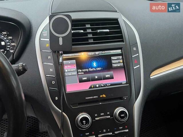 Серый Линкольн МКС, объемом двигателя 2 л и пробегом 146 тыс. км за 13740 $, фото 28 на Automoto.ua