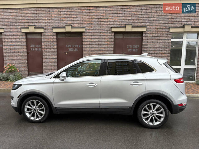 Серый Линкольн МКС, объемом двигателя 2 л и пробегом 146 тыс. км за 13000 $, фото 6 на Automoto.ua