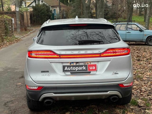 Серый Линкольн МКС, объемом двигателя 2 л и пробегом 146 тыс. км за 13740 $, фото 8 на Automoto.ua