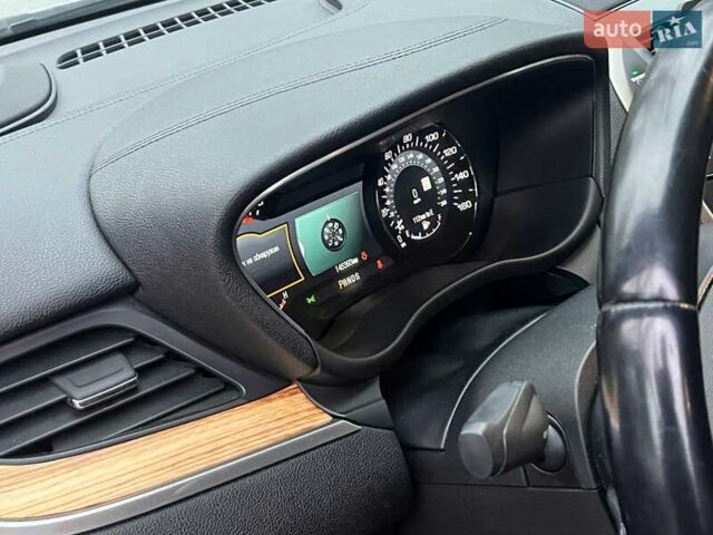 Серый Линкольн МКС, объемом двигателя 2 л и пробегом 146 тыс. км за 13740 $, фото 26 на Automoto.ua