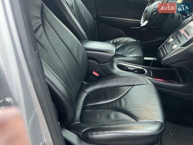 Серый Линкольн МКС, объемом двигателя 2 л и пробегом 146 тыс. км за 13740 $, фото 17 на Automoto.ua