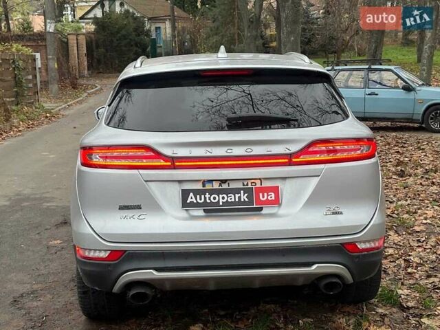 Серый Линкольн МКС, объемом двигателя 2 л и пробегом 146 тыс. км за 13740 $, фото 9 на Automoto.ua