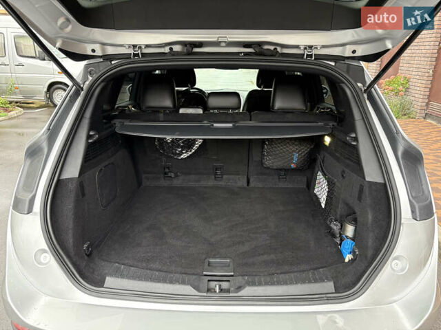 Серый Линкольн МКС, объемом двигателя 2 л и пробегом 146 тыс. км за 13000 $, фото 12 на Automoto.ua