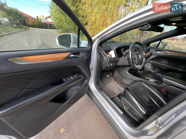 Серый Линкольн МКС, объемом двигателя 2.26 л и пробегом 100 тыс. км за 14000 $, фото 11 на Automoto.ua