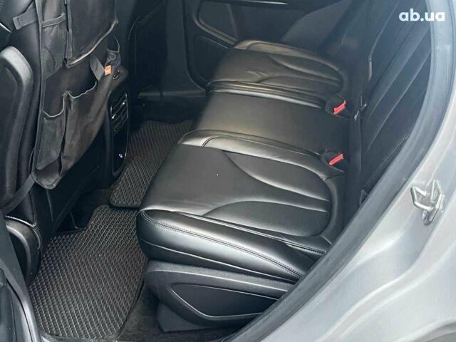 Серый Линкольн МКС, объемом двигателя 2 л и пробегом 146 тыс. км за 13740 $, фото 21 на Automoto.ua