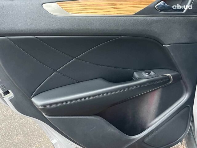 Серый Линкольн МКС, объемом двигателя 2 л и пробегом 146 тыс. км за 13740 $, фото 22 на Automoto.ua