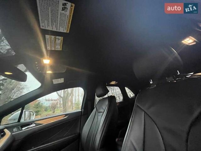 Серый Линкольн МКС, объемом двигателя 2 л и пробегом 146 тыс. км за 13740 $, фото 30 на Automoto.ua