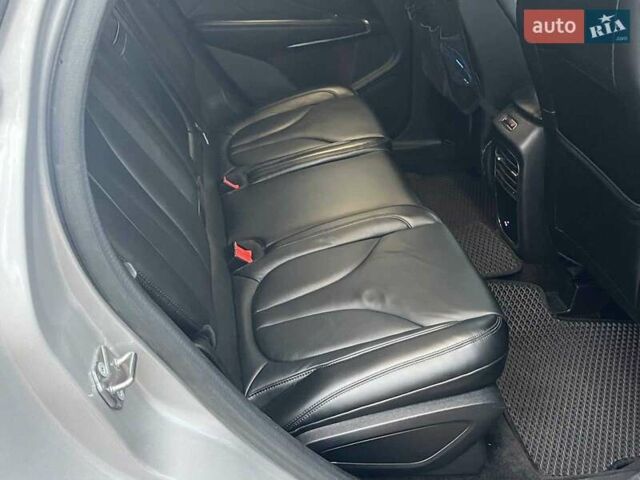 Серый Линкольн МКС, объемом двигателя 2 л и пробегом 146 тыс. км за 13740 $, фото 19 на Automoto.ua