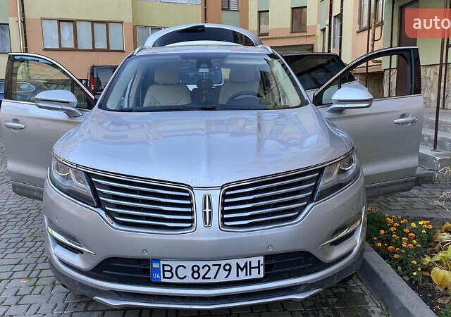 Серый Линкольн МКС, объемом двигателя 2 л и пробегом 100 тыс. км за 15000 $, фото 4 на Automoto.ua