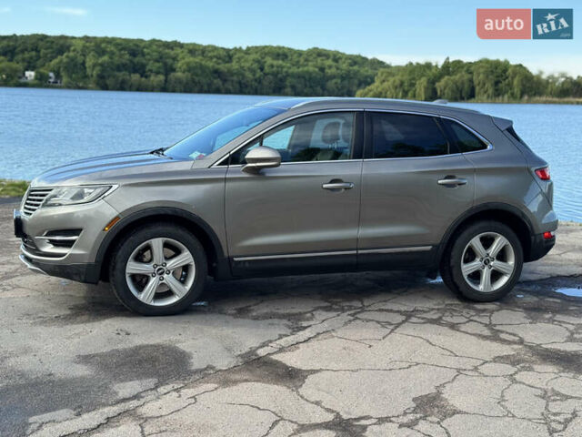 Сірий Лінкольн МКС, об'ємом двигуна 2 л та пробігом 113 тис. км за 12800 $, фото 1 на Automoto.ua