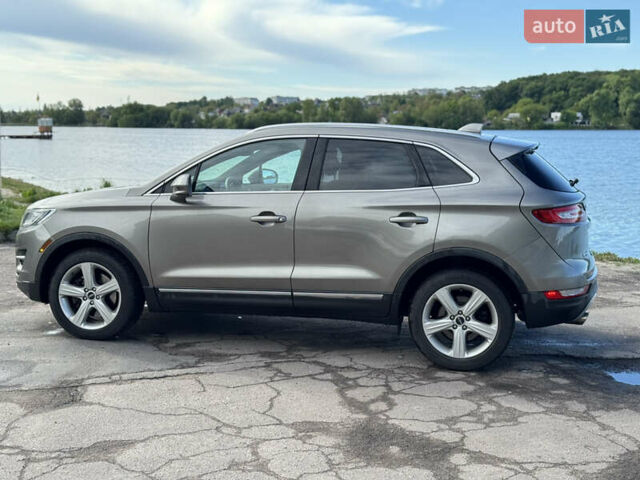 Сірий Лінкольн МКС, об'ємом двигуна 2 л та пробігом 113 тис. км за 12800 $, фото 2 на Automoto.ua