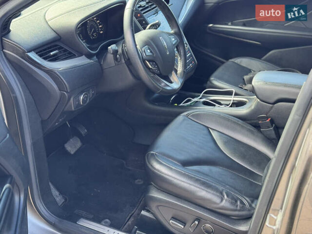 Сірий Лінкольн МКС, об'ємом двигуна 2 л та пробігом 113 тис. км за 12800 $, фото 13 на Automoto.ua