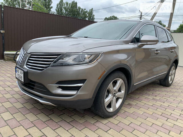 Сірий Лінкольн МКС, об'ємом двигуна 2 л та пробігом 194 тис. км за 13300 $, фото 9 на Automoto.ua