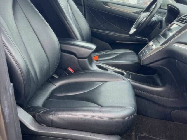 Серый Линкольн МКС, объемом двигателя 2 л и пробегом 70 тыс. км за 11000 $, фото 8 на Automoto.ua