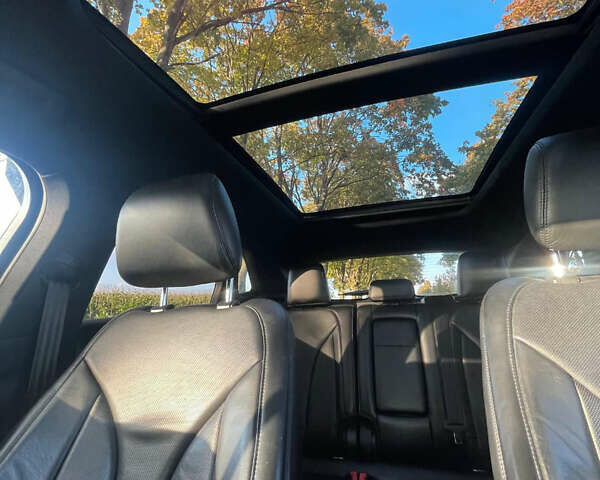 Серый Линкольн МКС, объемом двигателя 2 л и пробегом 141 тыс. км за 15500 $, фото 17 на Automoto.ua