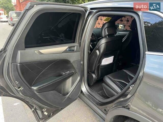Сірий Лінкольн МКС, об'ємом двигуна 2 л та пробігом 142 тис. км за 14999 $, фото 8 на Automoto.ua