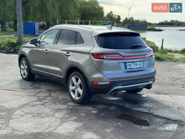 Сірий Лінкольн МКС, об'ємом двигуна 2 л та пробігом 113 тис. км за 12800 $, фото 3 на Automoto.ua