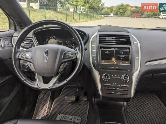 Сірий Лінкольн МКС, об'ємом двигуна 2 л та пробігом 140 тис. км за 14200 $, фото 3 на Automoto.ua