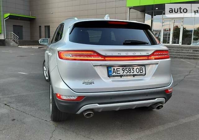 Сірий Лінкольн МКС, об'ємом двигуна 2 л та пробігом 49 тис. км за 20500 $, фото 6 на Automoto.ua