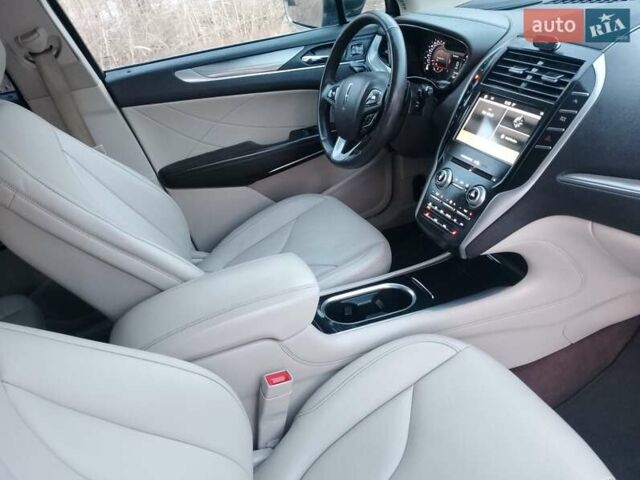 Сірий Лінкольн МКС, об'ємом двигуна 2 л та пробігом 117 тис. км за 17000 $, фото 36 на Automoto.ua