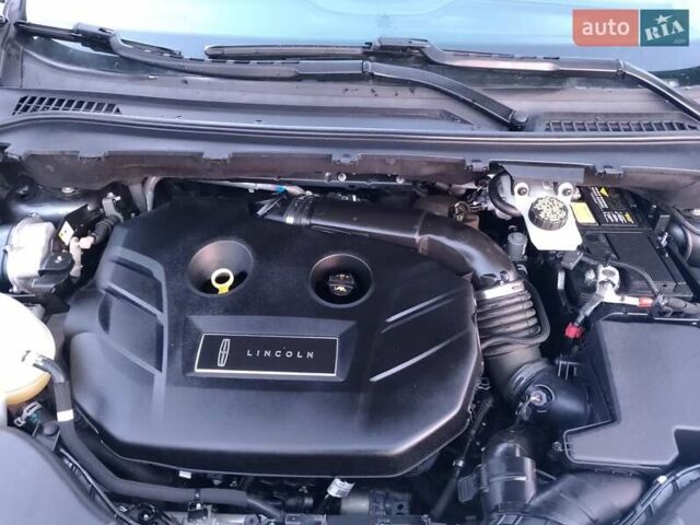 Сірий Лінкольн МКС, об'ємом двигуна 2 л та пробігом 117 тис. км за 17000 $, фото 16 на Automoto.ua