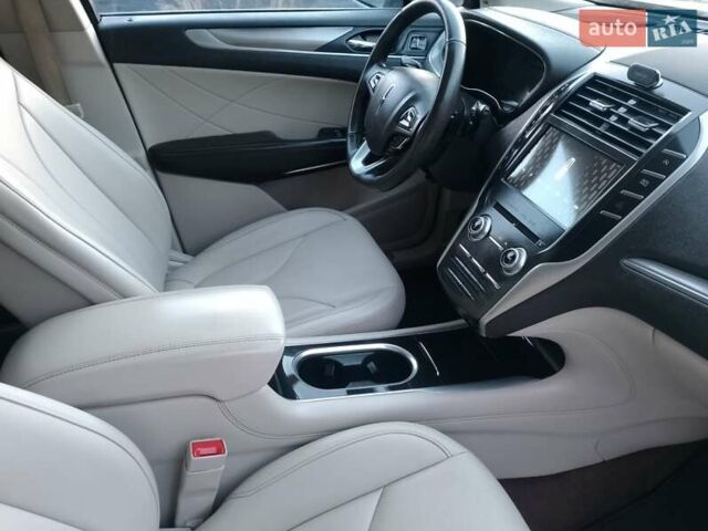 Сірий Лінкольн МКС, об'ємом двигуна 2 л та пробігом 117 тис. км за 17000 $, фото 34 на Automoto.ua
