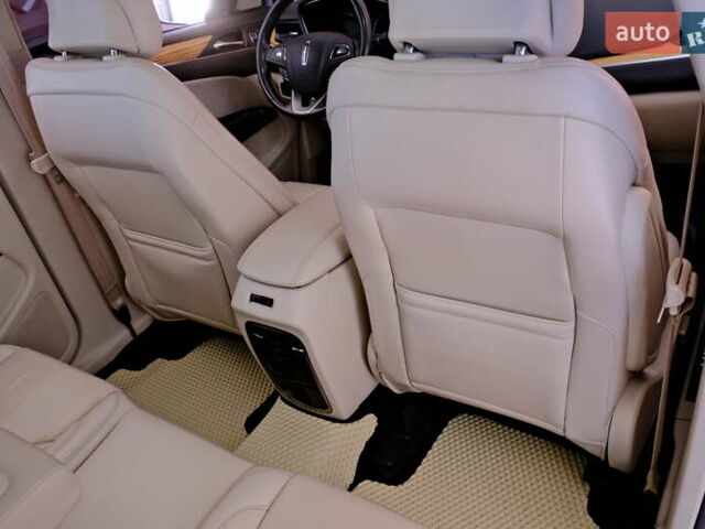 Синій Лінкольн МКС, об'ємом двигуна 2 л та пробігом 139 тис. км за 15900 $, фото 28 на Automoto.ua