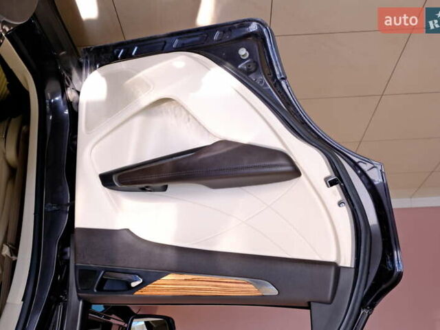 Синій Лінкольн МКС, об'ємом двигуна 2 л та пробігом 139 тис. км за 15900 $, фото 22 на Automoto.ua