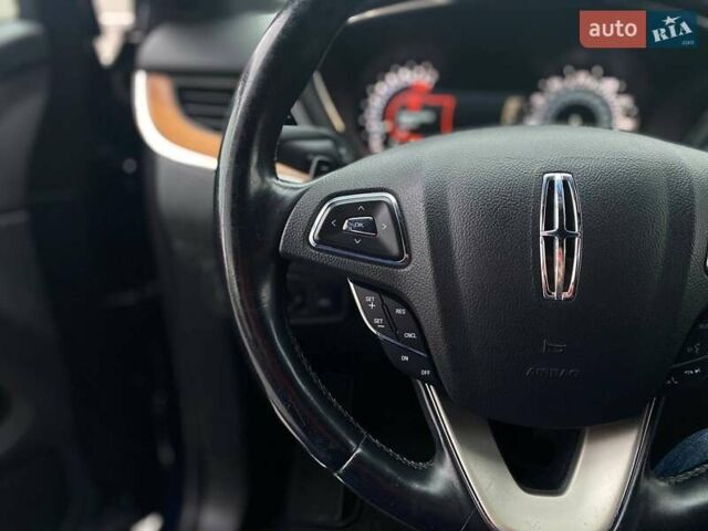 Синій Лінкольн МКС, об'ємом двигуна 2 л та пробігом 152 тис. км за 15490 $, фото 30 на Automoto.ua