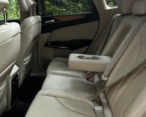 Синий Линкольн МКС, объемом двигателя 2 л и пробегом 258 тыс. км за 10500 $, фото 21 на Automoto.ua