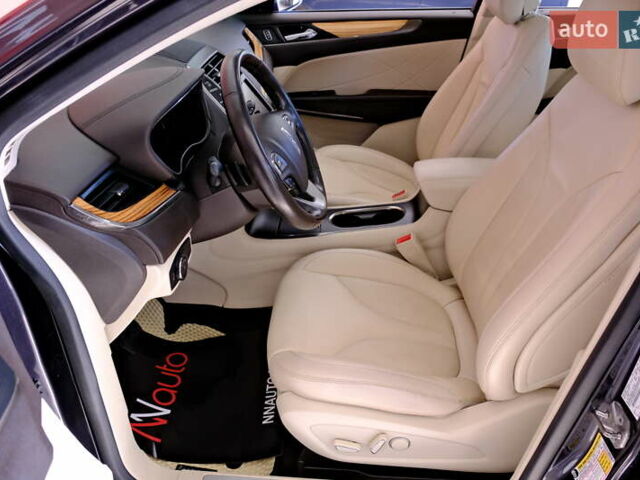 Синій Лінкольн МКС, об'ємом двигуна 2 л та пробігом 139 тис. км за 15900 $, фото 19 на Automoto.ua