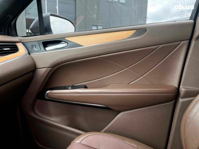 Синий Линкольн МКС, объемом двигателя 2.3 л и пробегом 135 тыс. км за 16890 $, фото 7 на Automoto.ua
