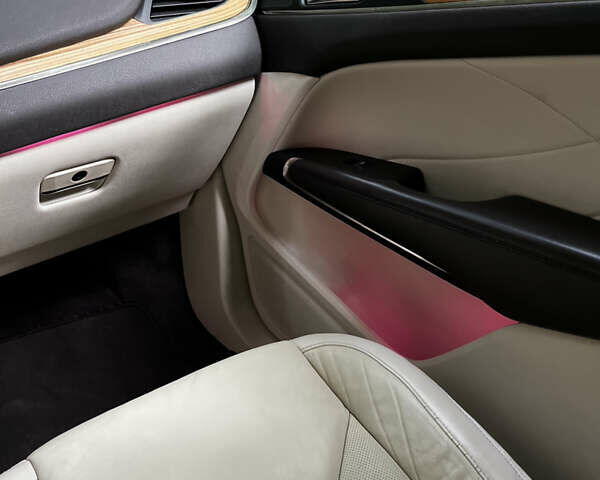 Синий Линкольн МКС, объемом двигателя 2 л и пробегом 258 тыс. км за 10500 $, фото 20 на Automoto.ua