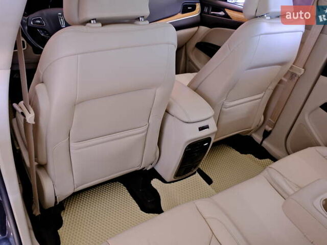 Синій Лінкольн МКС, об'ємом двигуна 2 л та пробігом 139 тис. км за 15900 $, фото 24 на Automoto.ua