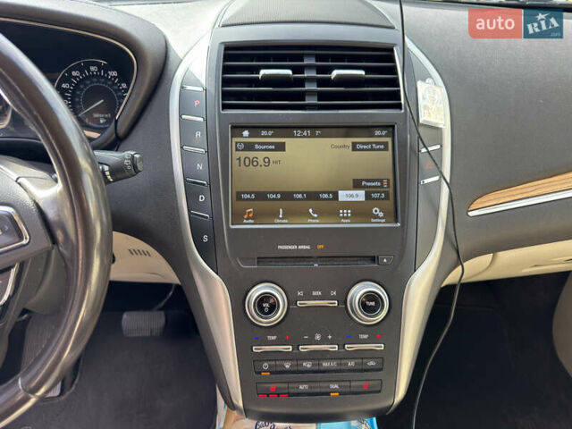 Линкольн МКС 2015 в Житомире на Automoto.ua Синий Линкольн МКС, объемом двигателя 2 л и пробегом 213 тыс. км за 12999 $, фото 22 на Automoto.ua