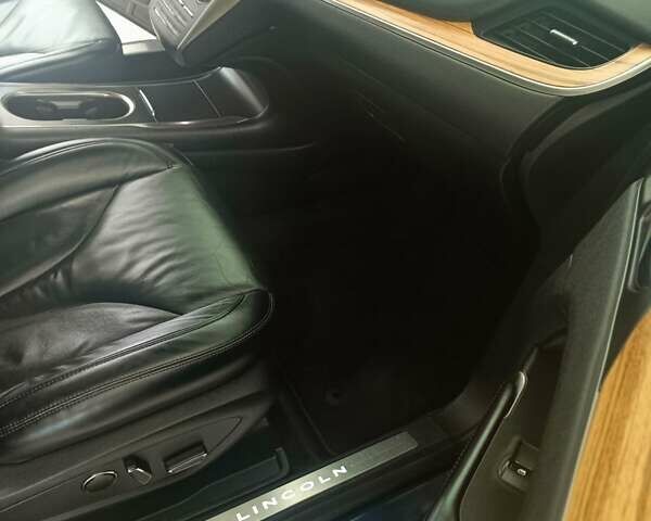Синій Лінкольн МКС, об'ємом двигуна 2 л та пробігом 149 тис. км за 14300 $, фото 25 на Automoto.ua