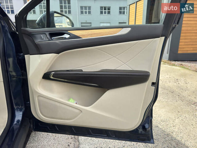 Линкольн МКС 2015 в Житомире на Automoto.ua Синий Линкольн МКС, объемом двигателя 2 л и пробегом 213 тыс. км за 12999 $, фото 29 на Automoto.ua