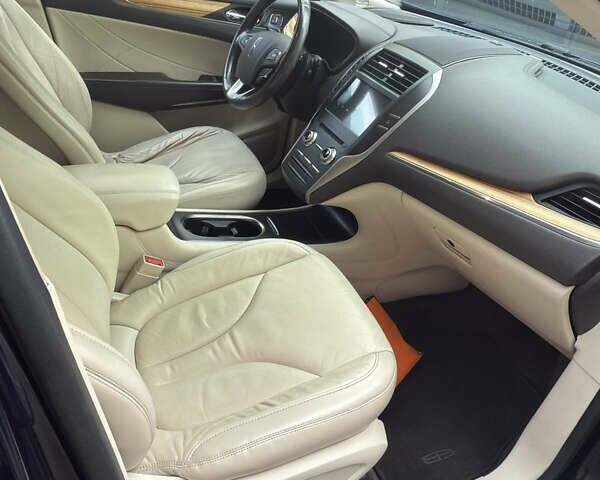 Синий Линкольн МКС, объемом двигателя 2 л и пробегом 116 тыс. км за 15000 $, фото 4 на Automoto.ua