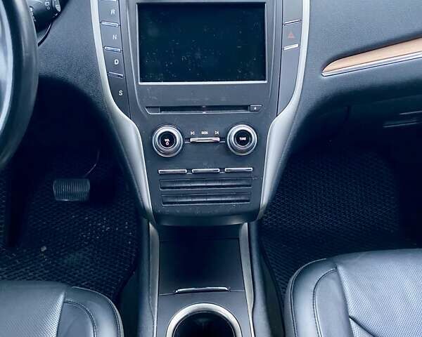 Синий Линкольн МКС, объемом двигателя 2 л и пробегом 145 тыс. км за 14200 $, фото 17 на Automoto.ua