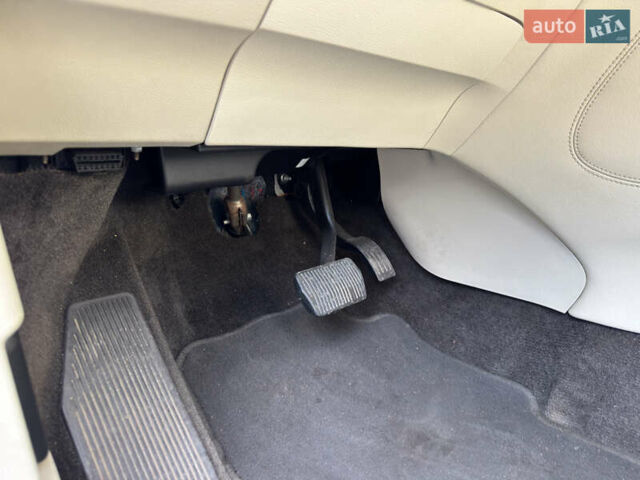 Линкольн МКС 2015 в Житомире на Automoto.ua Синий Линкольн МКС, объемом двигателя 2 л и пробегом 213 тыс. км за 12999 $, фото 19 на Automoto.ua