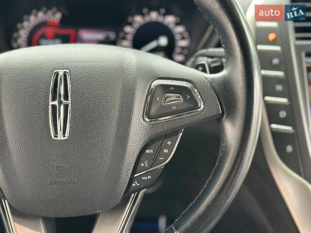 Синій Лінкольн МКС, об'ємом двигуна 2 л та пробігом 117 тис. км за 12499 $, фото 21 на Automoto.ua