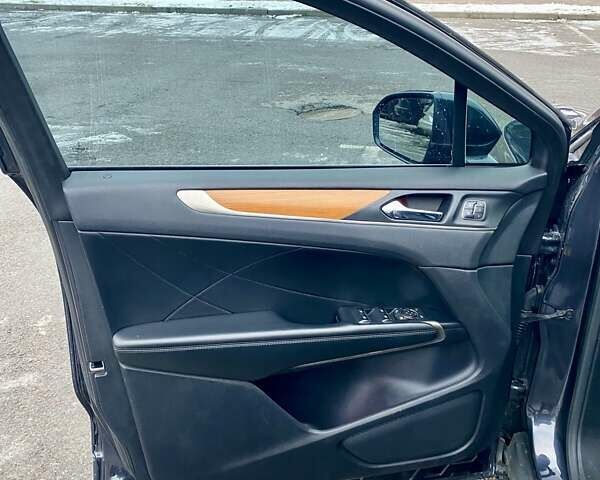 Синий Линкольн МКС, объемом двигателя 2 л и пробегом 145 тыс. км за 14200 $, фото 10 на Automoto.ua