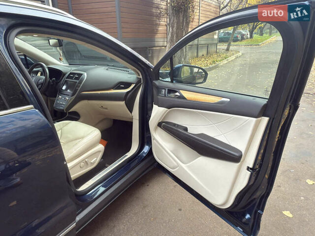 Синий Линкольн МКС, объемом двигателя 2 л и пробегом 116 тыс. км за 15000 $, фото 7 на Automoto.ua