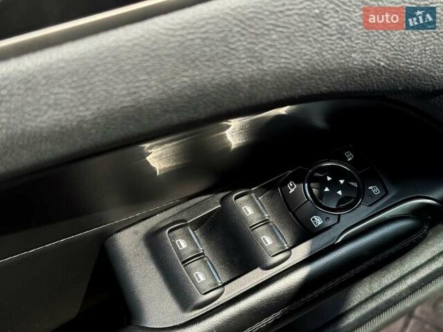 Синий Линкольн МКС, объемом двигателя 2.3 л и пробегом 112 тыс. км за 15800 $, фото 33 на Automoto.ua