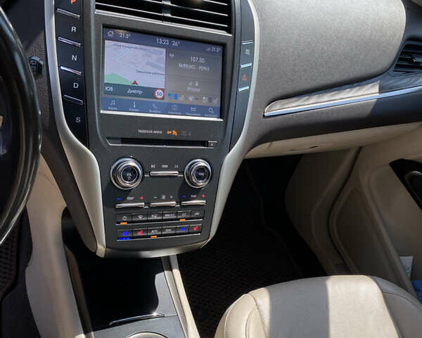 Синій Лінкольн МКС, об'ємом двигуна 2 л та пробігом 135 тис. км за 17000 $, фото 18 на Automoto.ua